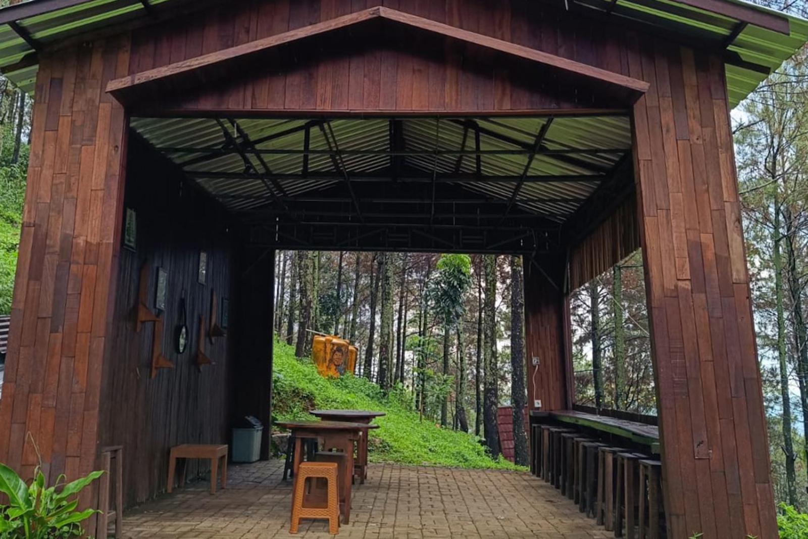 Alas Pacet By Twospaces, Mojokerto Exterior foto
